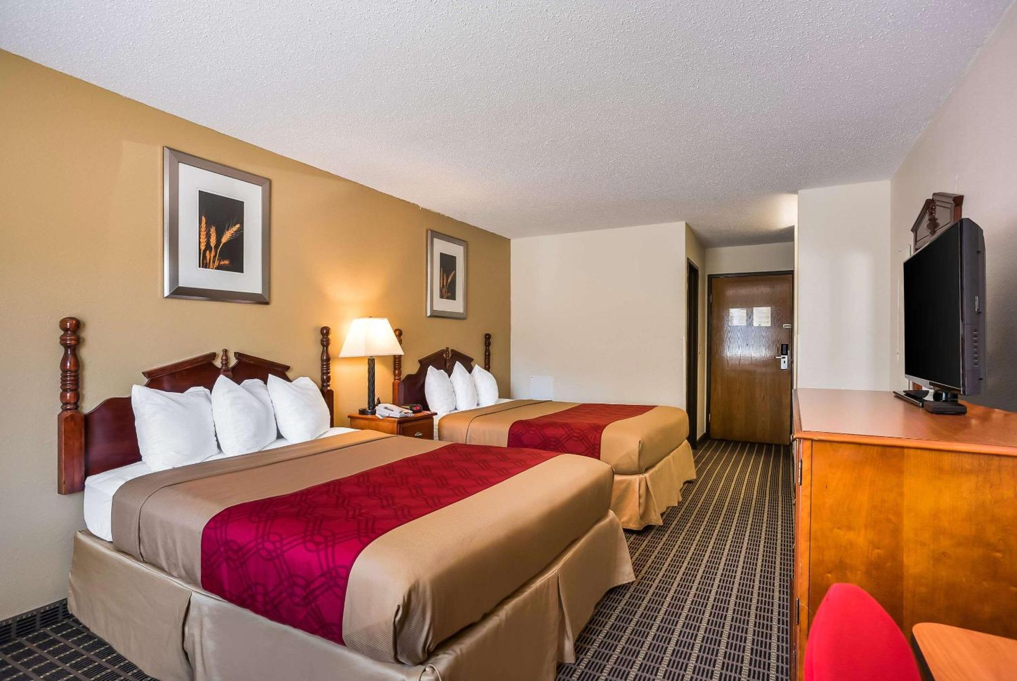 Rodeway Inn Cedar Rapids Exteriér fotografie